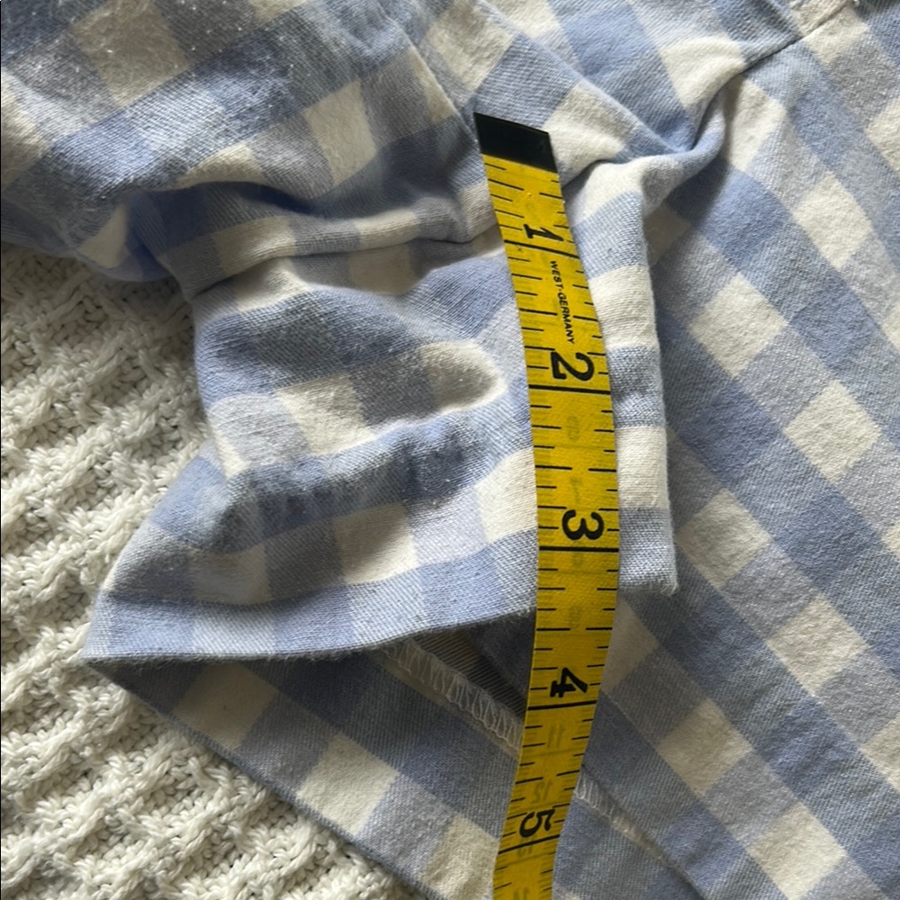 J. Crew Light Blue and White Gingham Shorts. Size 2. - Picture 4 of 8